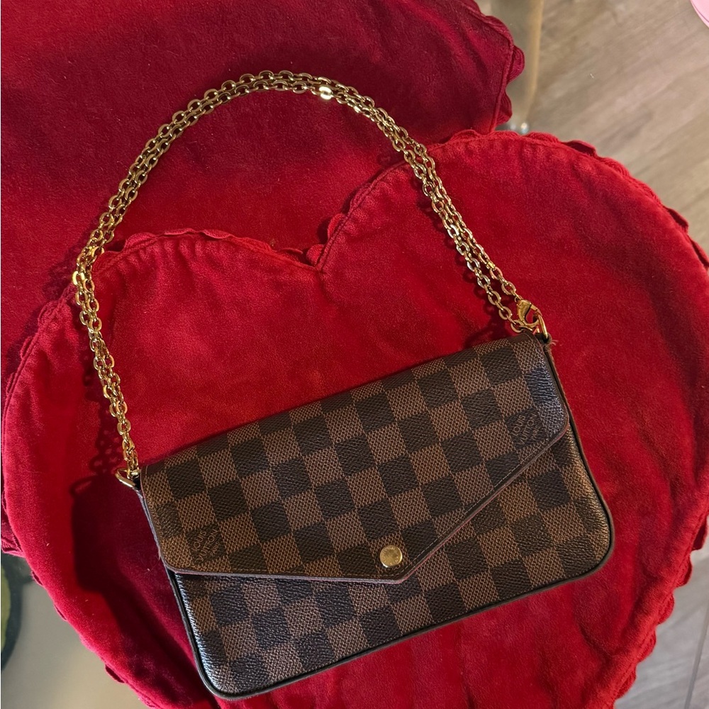 Louis Vuitton Brown Damier Ebene Chain Clutch - Picture 2 of 7